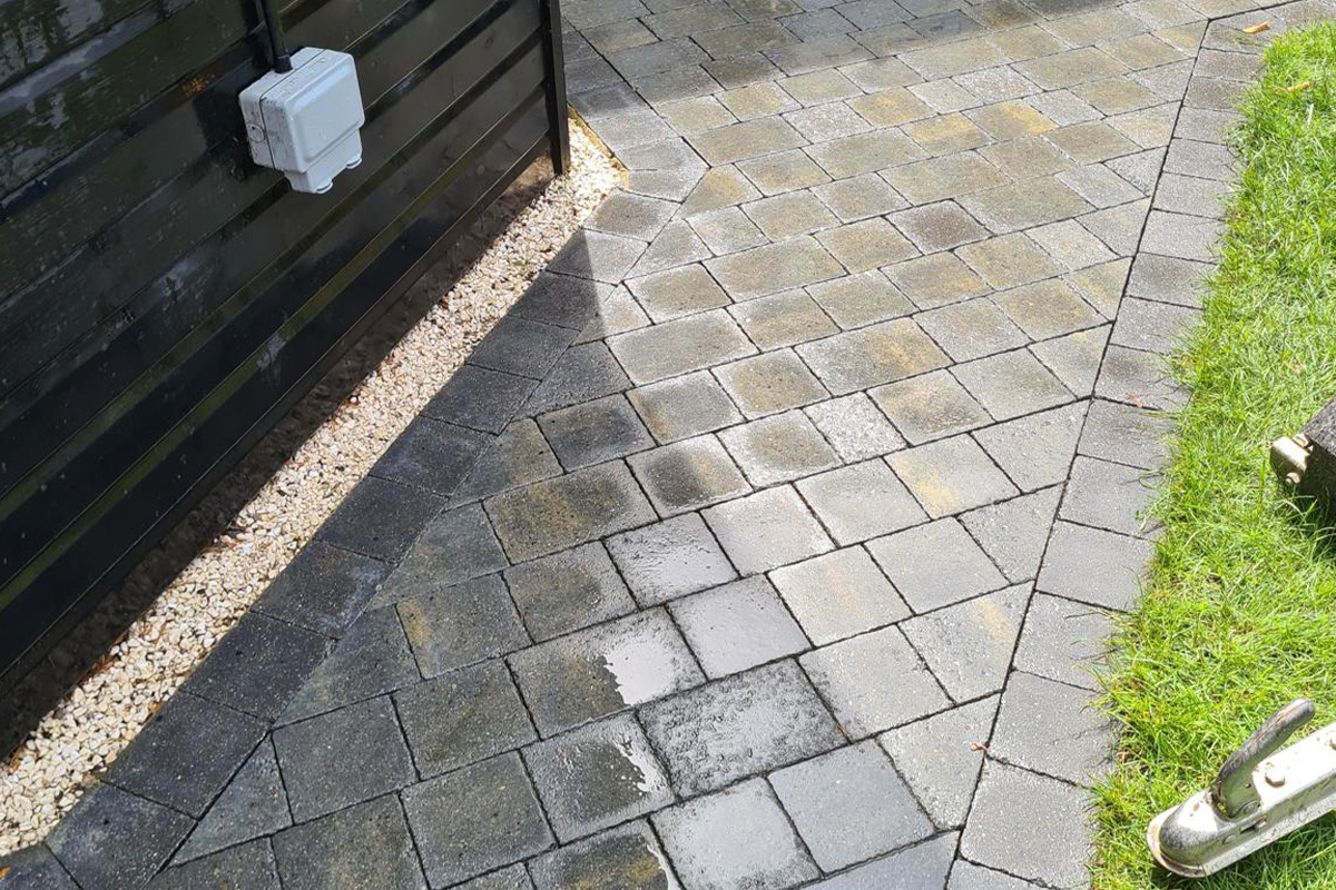 WhatsApp Image 2025-03-14 at 08.30.14 (3)